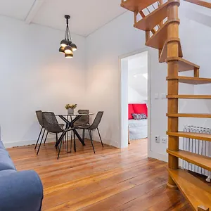  Apartment Alfama 2bdr Duplex W/ Balcony By Lovelystay