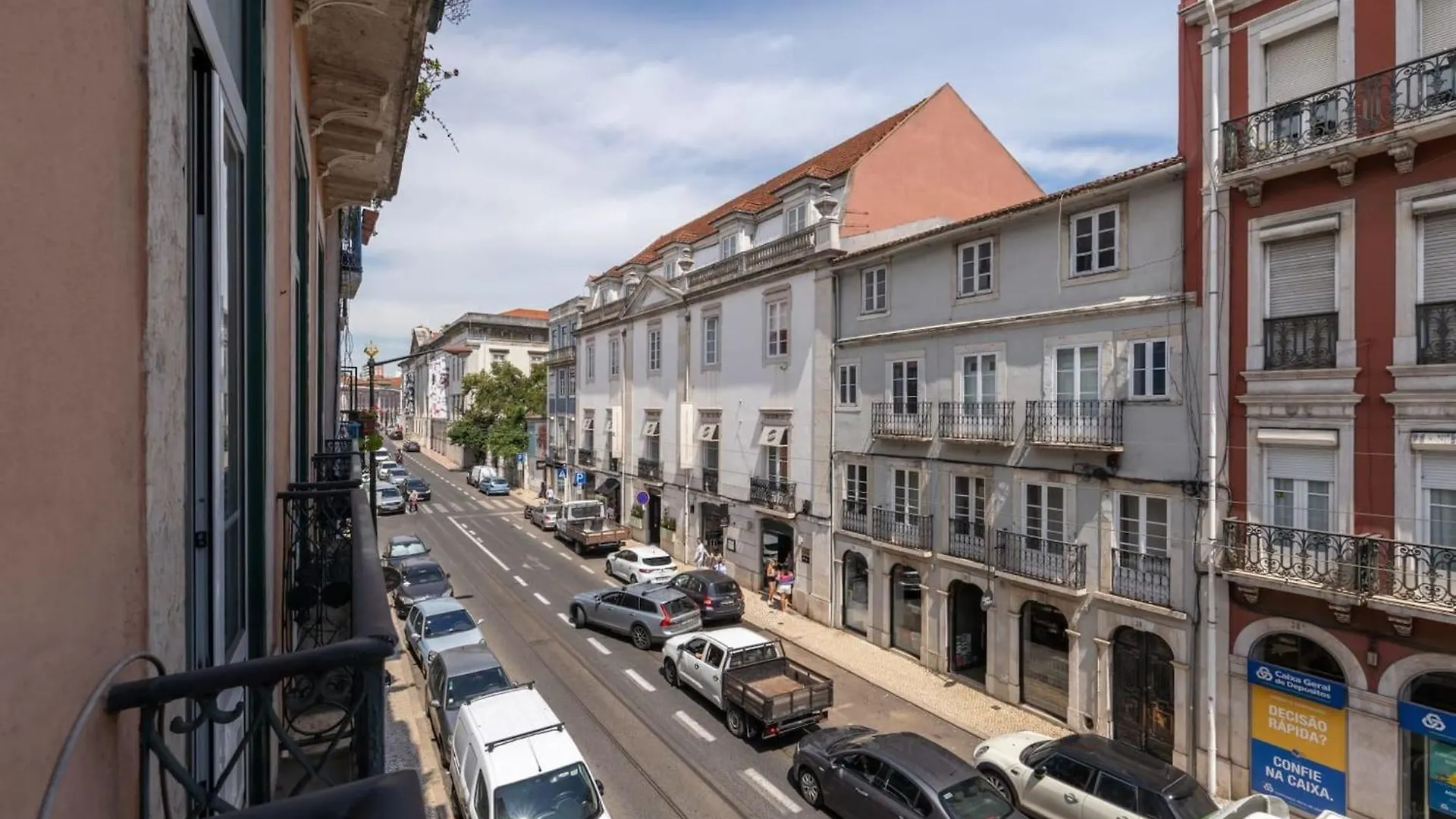 Principe Real Spacious Delight By Innkeeper Lisbon Portugal